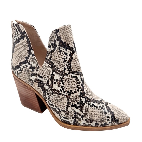 {Steve Madden} Alyse Faux Snake Boots - Picture 1 of 16